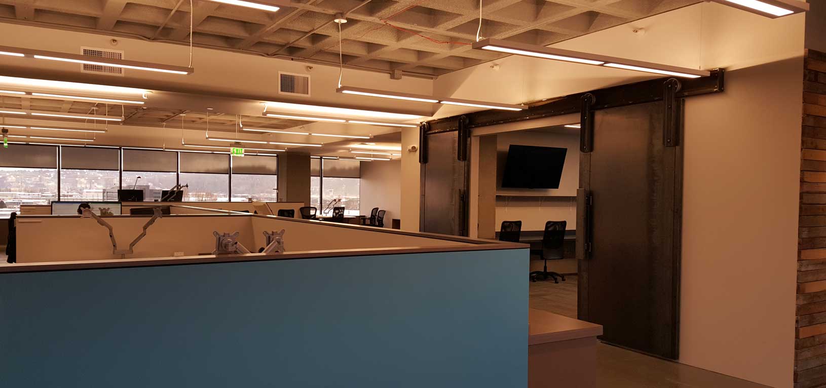 Tacoma Commercial Window Covering Installation and Cubicle Curtain Installation
